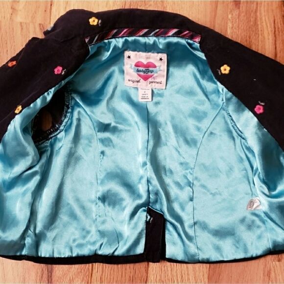 Baby GAP Embroidered Flower Waist Coat - Picture 3 of 5